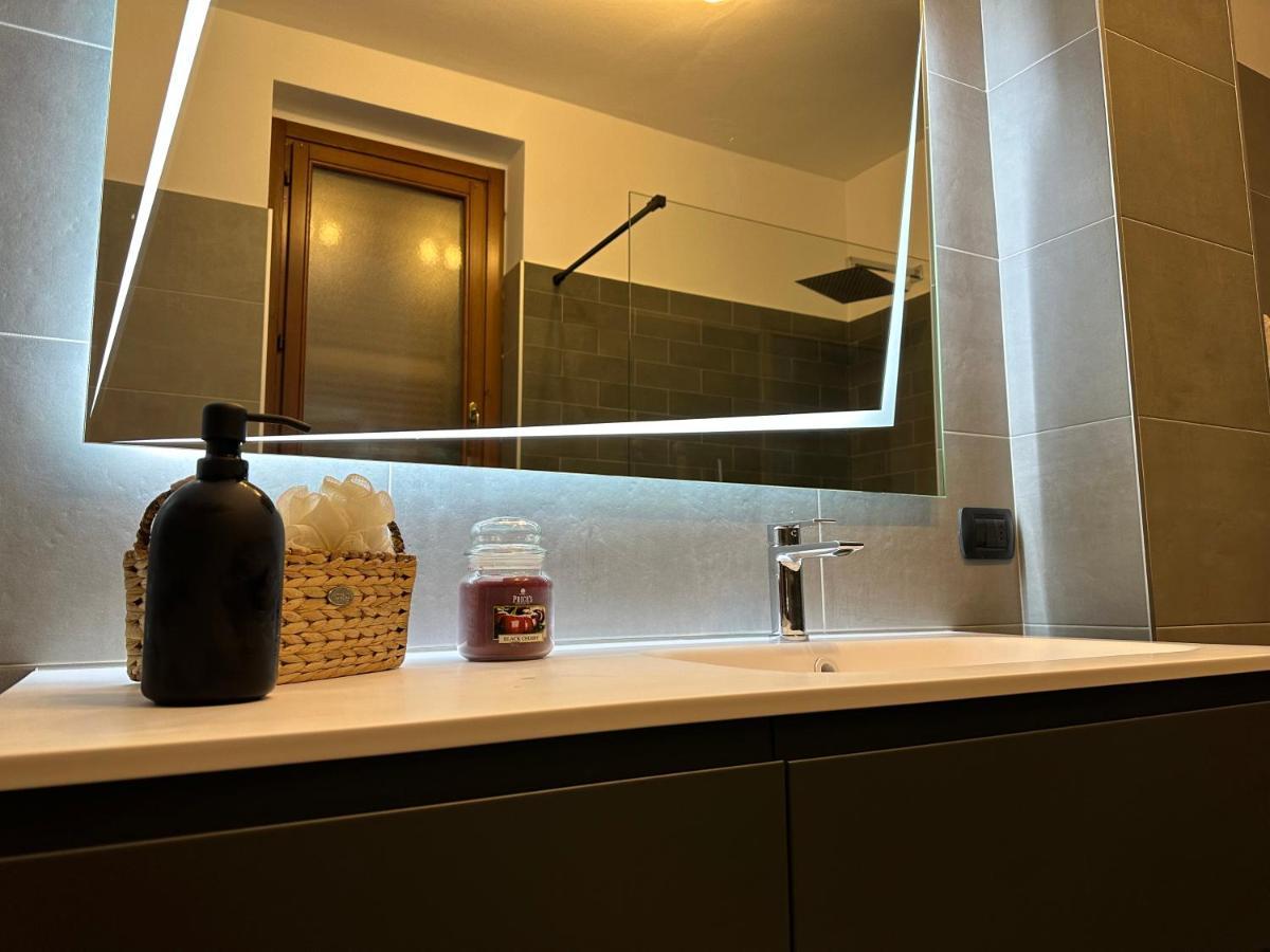 Miky'S Home Leggiuno ภายนอก รูปภาพ