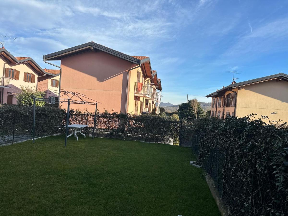 Miky'S Home Leggiuno ภายนอก รูปภาพ