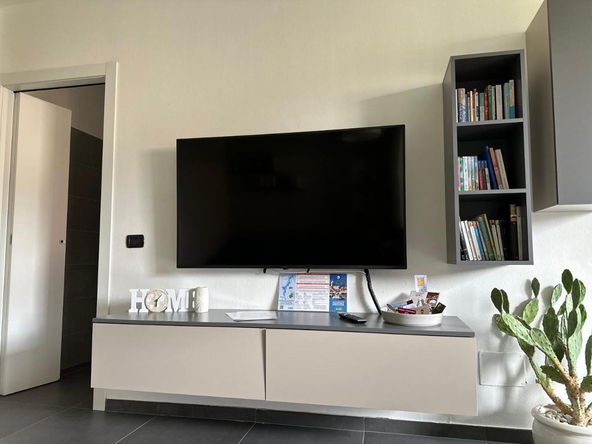 Miky'S Home Leggiuno ภายนอก รูปภาพ